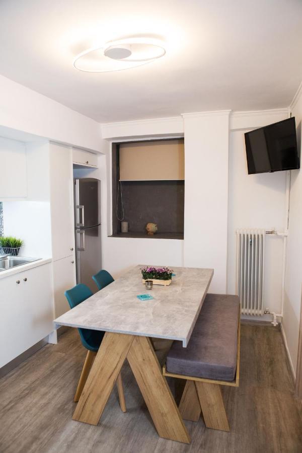 Stylish, Comfortable, Basement Loft-Like Apartment With Amenities Афины Экстерьер фото